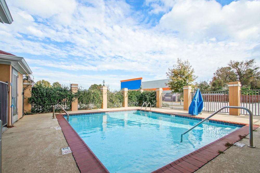 Days Inn By Wyndham Baton Rouge I-10 Prairieville エクステリア 写真