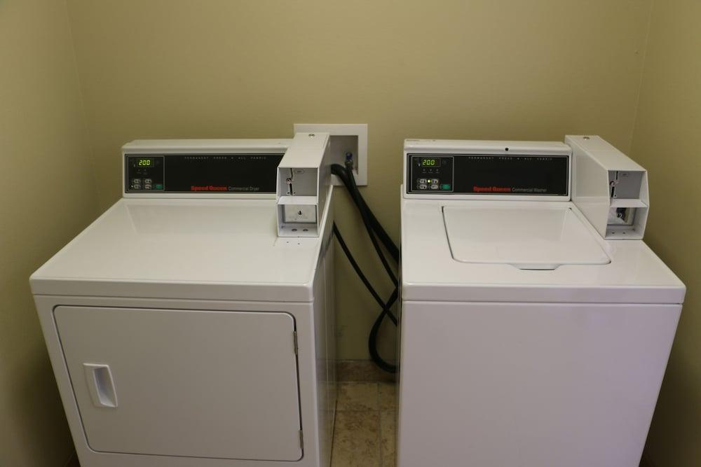 Days Inn By Wyndham Baton Rouge I-10 Prairieville エクステリア 写真