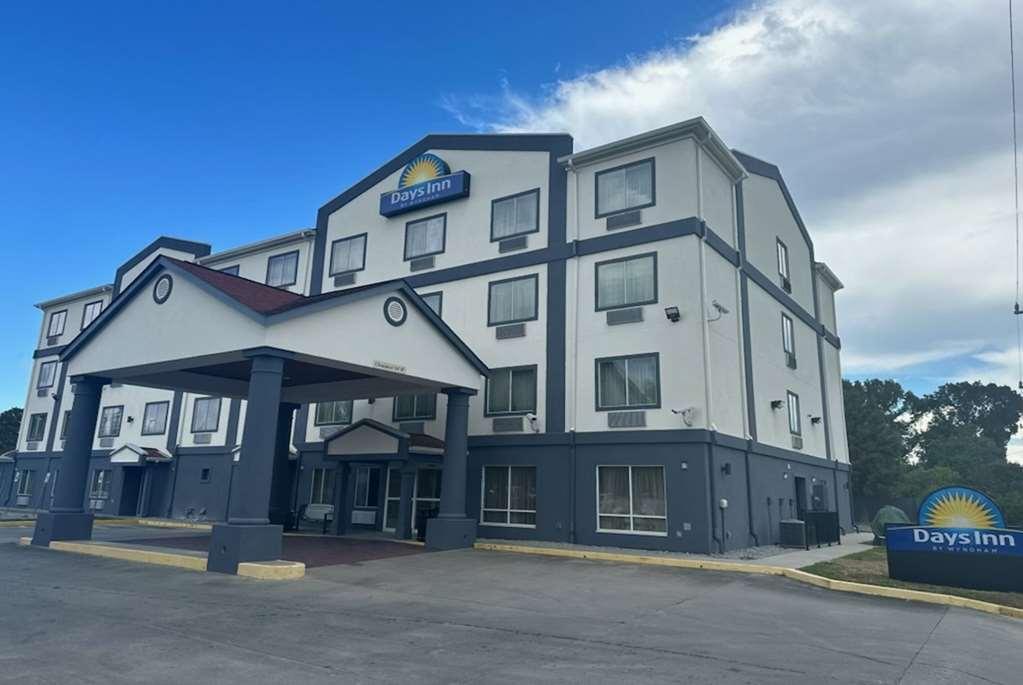 Days Inn By Wyndham Baton Rouge I-10 Prairieville エクステリア 写真
