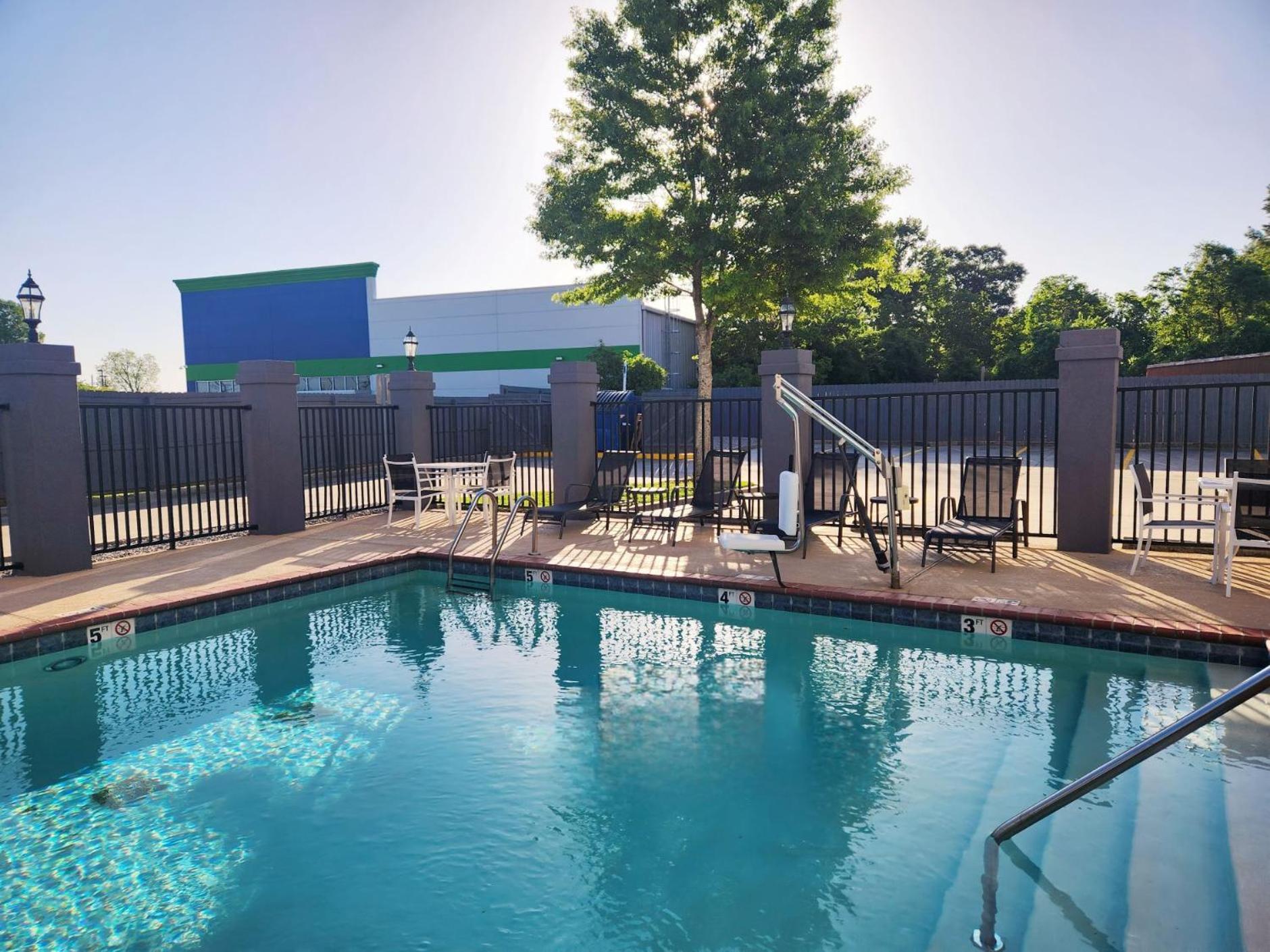Days Inn By Wyndham Baton Rouge I-10 Prairieville エクステリア 写真