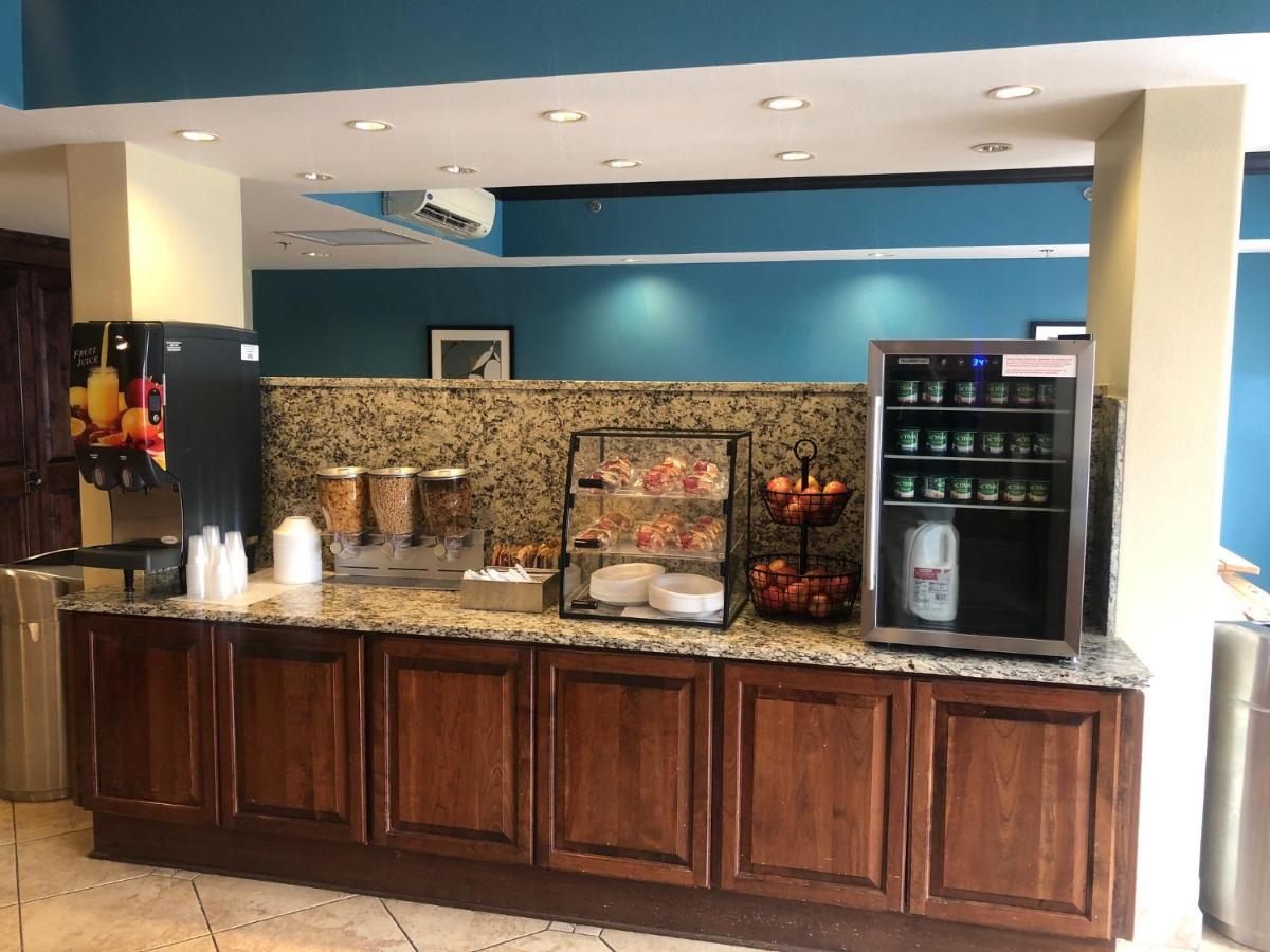 Days Inn By Wyndham Baton Rouge I-10 Prairieville エクステリア 写真